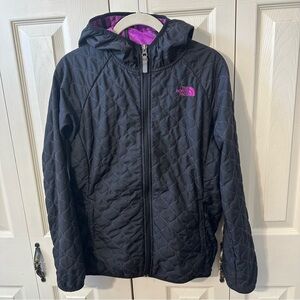 The North Face Girls Size XL Quilted Fleece Lined Hooded Jacket Packable
